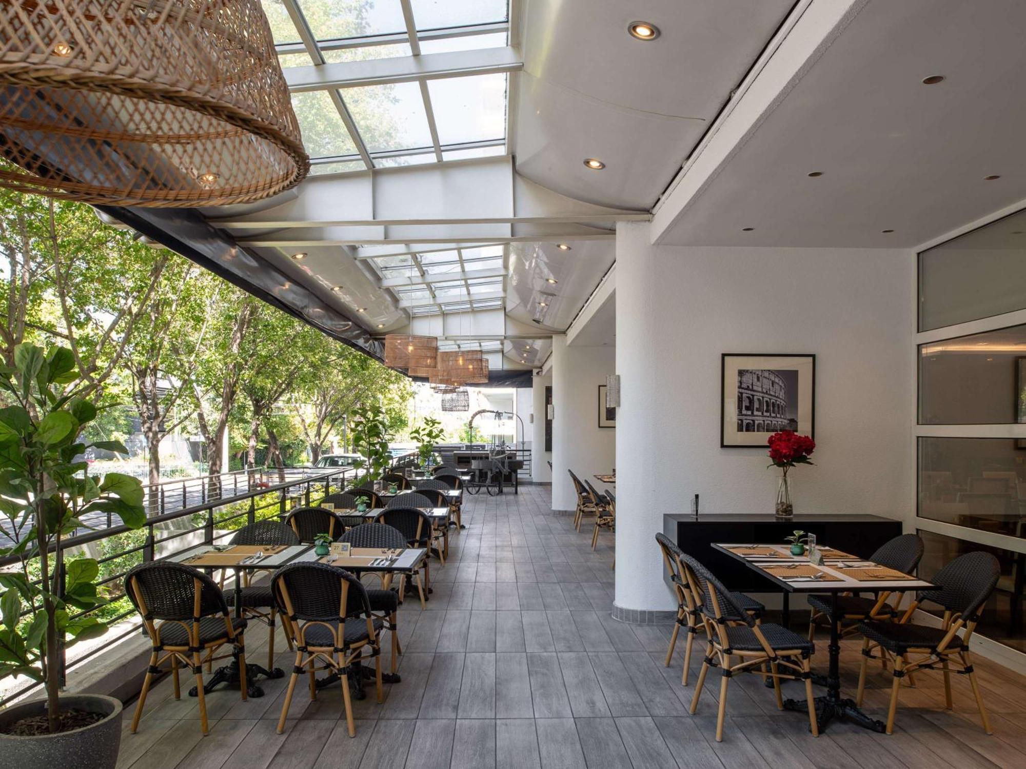 Novotel Vitacura Hotel 4*